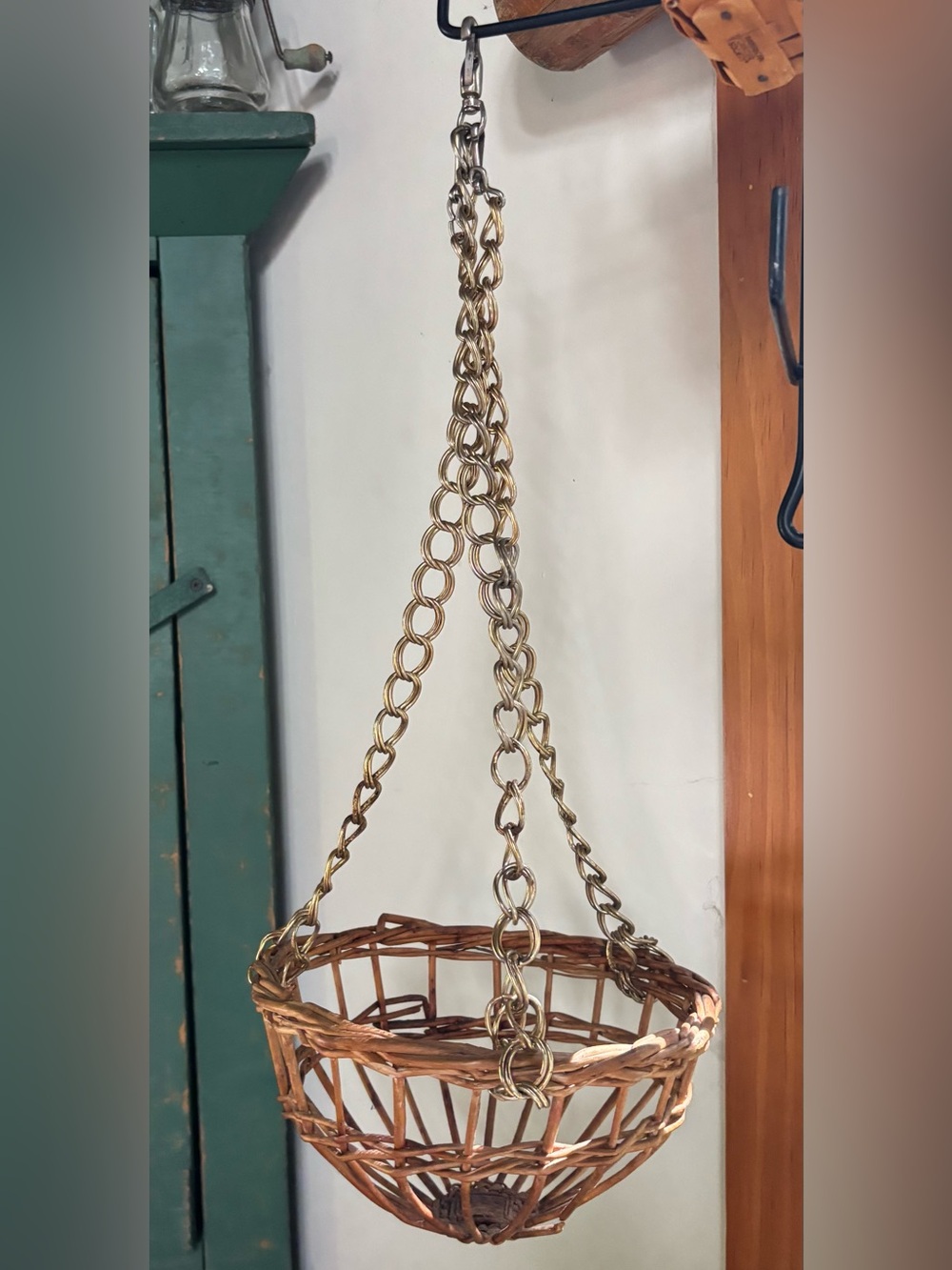 Vintage Hanging Wicker Basket Tray - Picture 6 of 6